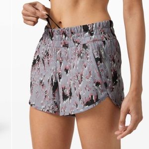 Lululemon Tracker Short 4”